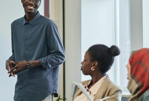 pexels-edmond-dantes-8555677